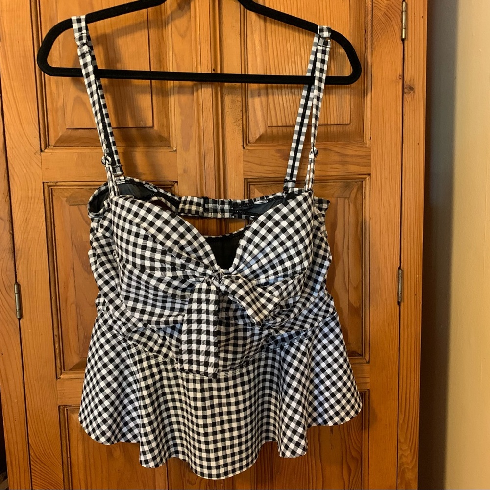 NWOT Swimsuit Torrid Bikini Tankini Top Padded Underwire Adj Straps Layers Sz 2